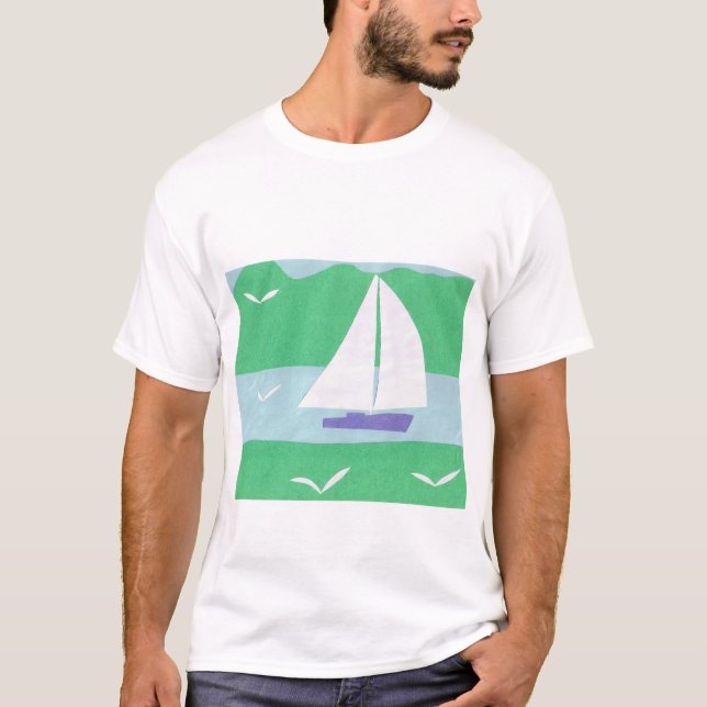 Ein weißer T - Shirt mit Segelboot-Design (Vorderseite)