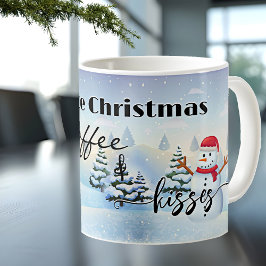 Ein weißer Weihnachtskaffee und ein Küsse Urlaub Kaffeetasse