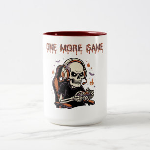 Ein weiteres Spiel lustiges Halloween-Gamer-Skelet Zweifarbige Tasse