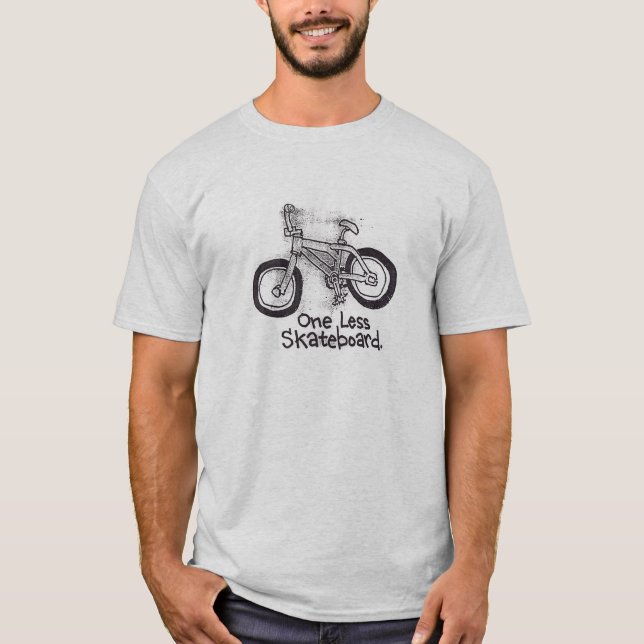 Ein weniger Skateboard. T-Shirt (Vorderseite)