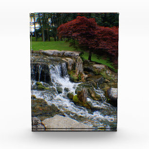 Ein winziger Wasserfall Fotoblock