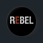 Ein Wort, das Rebel Sassy Sarcastic sagt Button<br><div class="desc">Rebell. Inspiration und motivierend Zitat- und Sprichwort-Design mit positiver Botschaft und Lebensmotto. Coole Typografie Kunstartikel für diejenigen, die nach einem Wort suchen, das Ihre Einstellung und Ihr gutes Leben bestimmt. Ideal für diejenigen, die lustige sarkastische Zitat, witzigen Spaß, sassy Haltung und Sarkasmus Liebe. Großartiges Weihnachtsgeschenk und Geburtstagsgeschenk für Freunde und...</div>