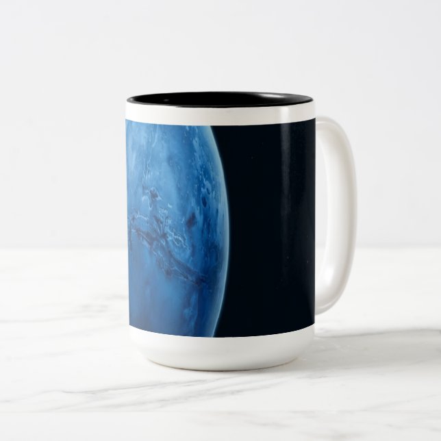 Ein wunderschöner blauer Planet Zweifarbige Tasse (VorderseiteRechts)