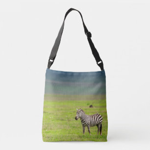 Ein Zebra auf Grasland in Afrika, Serengeti Tragetaschen Mit Langen Trägern