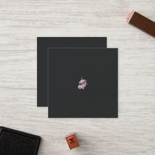 ein zeichn einer Pflanze mit violetten Blumen Treuekarte