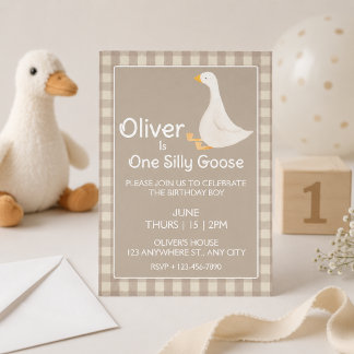 Eine Alberne Goose Tan Gingham First Birthday Part Einladung