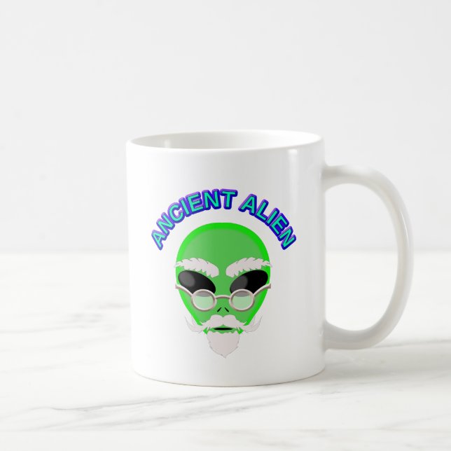 Eine alte Alien Tasse (Rechts)