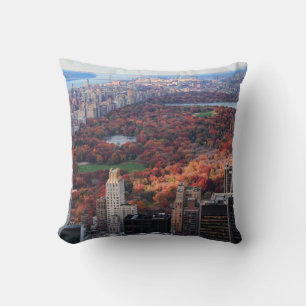 Eine Ansicht von oben: Herbst im Central Park 01 Kissen