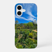 eine atemberaubende Frühlingslandschaft im Garten