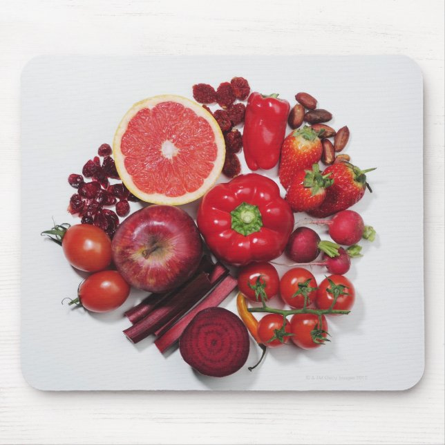 Eine Auswahl an rotem Obst und Gemüse. Mousepad (Vorne)