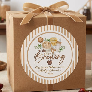 Eine Babyparty braut Kaffee Latte Baby Shower Runder Aufkleber