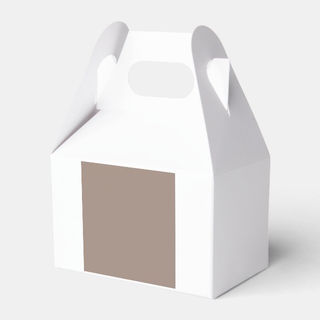 eine braune Mauer mit Geschenkschachtel (Vorderseite)