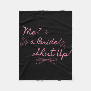 Eine Braut schaltet Junggeselinnen-Abschied Bridal Fleecedecke