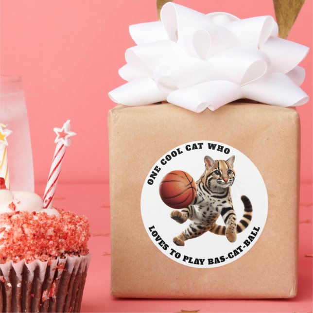 Eine Coole Katze, die Lieben hat, Bas-Cat-Ball zu  Runder Aufkleber (Party)