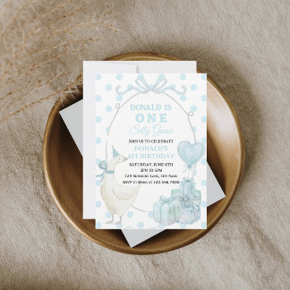 Eine dumme Gans erste Geburtstagseinladung Junge B Einladung