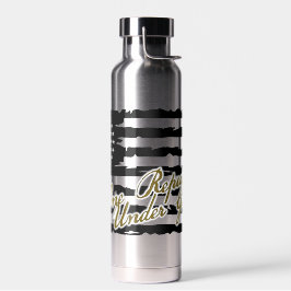 Eine Durchstechflasche mit Kupfer Trinkflasche