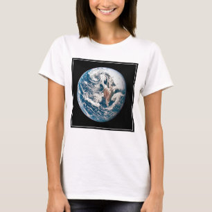 Eine Erde, die aus der Apollo 10 Raumsonde stammt. T-Shirt