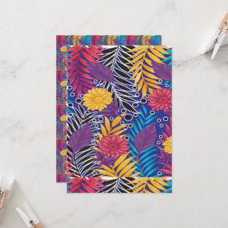 eine farbenfrohe Blume und ein Muster der Blätter  Einladung