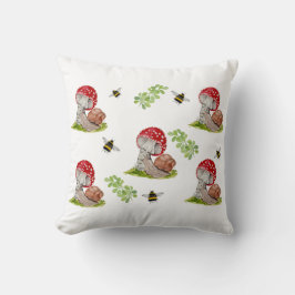 Eine farbenfrohe Waldfliege und eine Schnecke Kissen