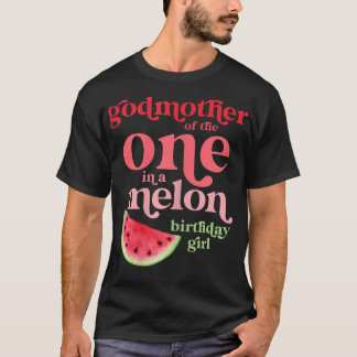 Eine Frau in einem Melon Geburtstagskind W T-Shirt