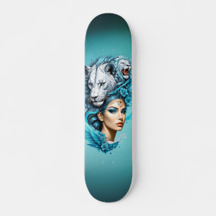 eine Frau mit einem majestätischen Löwenkopf zu be Skateboard