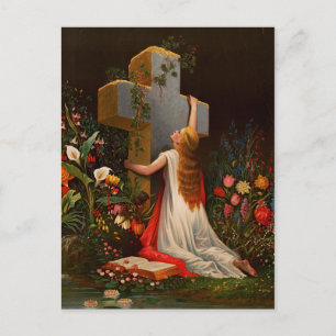 Eine Frau mit Kreuz betet. Postkarte