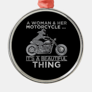 Eine Frau und ihr Motorrad-Kunstgeschenk für Biker Ornament Aus Metall