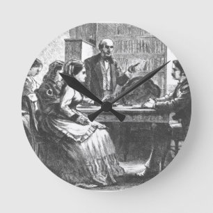 Eine Frau verhandelt mit einem Werksleiter, Runde Wanduhr