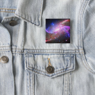 Eine galaktische Lichtshow in Spiralgalaxie Ngc 42 Button