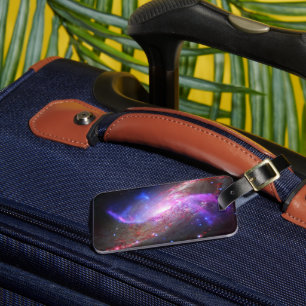 Eine galaktische Lichtshow in Spiralgalaxie Ngc 42 Gepäckanhänger