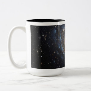 Eine Galaxie im Weltraum Zweifarbige Tasse