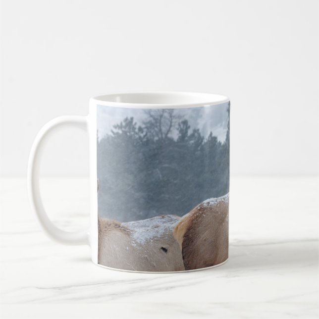 EINE GRUPPE VON HÄNDLERN KAFFEETASSE (Links)