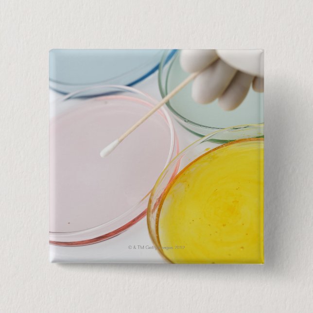 Eine handgearbeitete Plastikhandprobenahme aus der Button (Vorderseite)