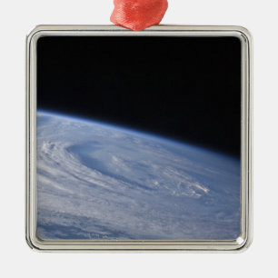 Eine hoch-schiefe Ansicht Silbernes Ornament