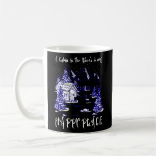 Eine Hütte im Wald an meinem glücklichen Ort Kaffeetasse