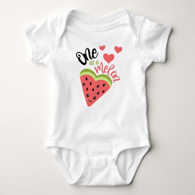 Eine in einem Melon-Baby-Bodysuit Baby Strampler (Vorderseite)