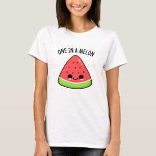 Eine in einem Melon Funny Fatermelon Pub T-Shirt