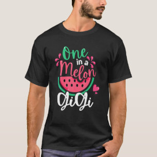 Eine in einem Melon Gigi Früchte Sommerurlaub Matc T-Shirt