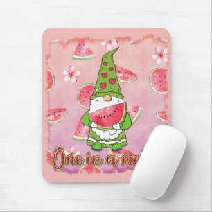 Eine in einem Melon Green Gnome & Watermelon Mousepad