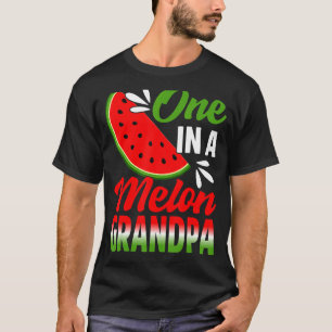 Eine in einem Melon Großvater Wassermelone Familie T-Shirt