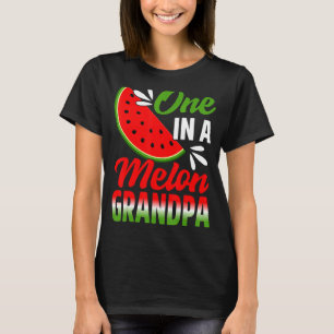 Eine in einem Melon Großvater Wassermelone Familie T-Shirt