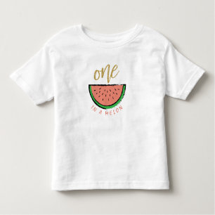 Eine in einem Melon Kleinkind T-shirt