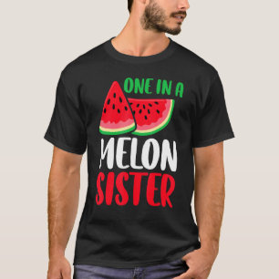 Eine in einem Melon Sister Watermelon Familie Matc T-Shirt