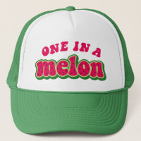 Eine in einer Melon Baseball-Hutkappe