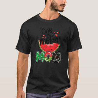 Eine in einer Melon-Mama - Sommerfamilie, die Wass T-Shirt