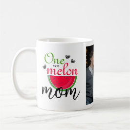 Eine in einer Melon-Mama Wassermelone Foto Kaffeetasse