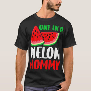 Eine in einer Melon Mommy Funny Watermelon Familie T-Shirt