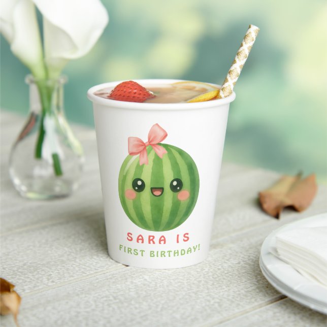 Eine in einer Wassermelone Erste Geburtstags Somme Pappbecher (In Situ)