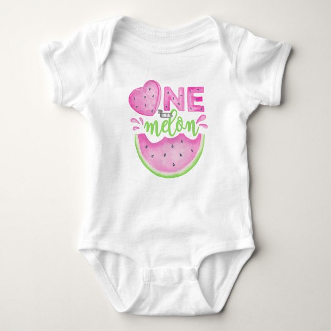 Eine in Melon First Birthday Baby Bodysuit Strampler (Vorderseite)