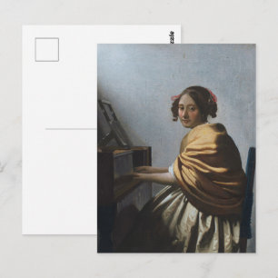 Eine junge Frau sitzt bei der Virginals Fine Art Postkarte